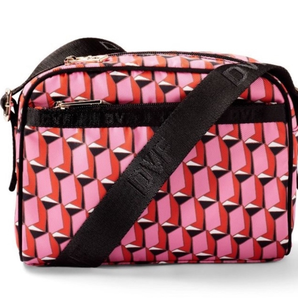 DIANE VON FURSTENBERG X TARGet PINK MODERN Geo CAMERA BAG - DVF for TARG…